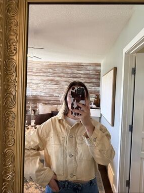 ZARA Cropped Oversized Beige Utility Jacket